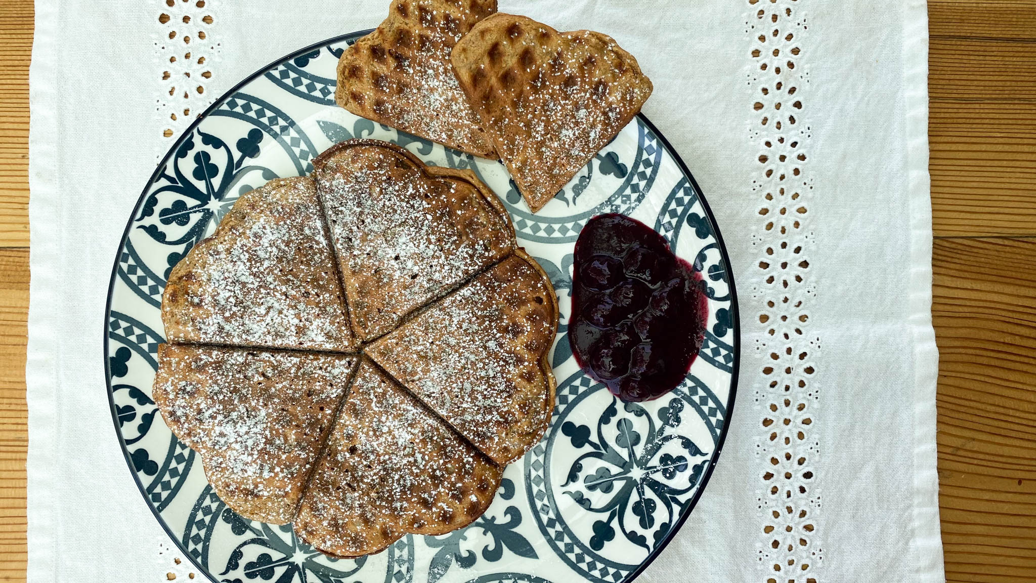 'Gesunde und köstliche Waffeln mit Hafermehl und Dattelsüße – Zuckerfrei genießen!'