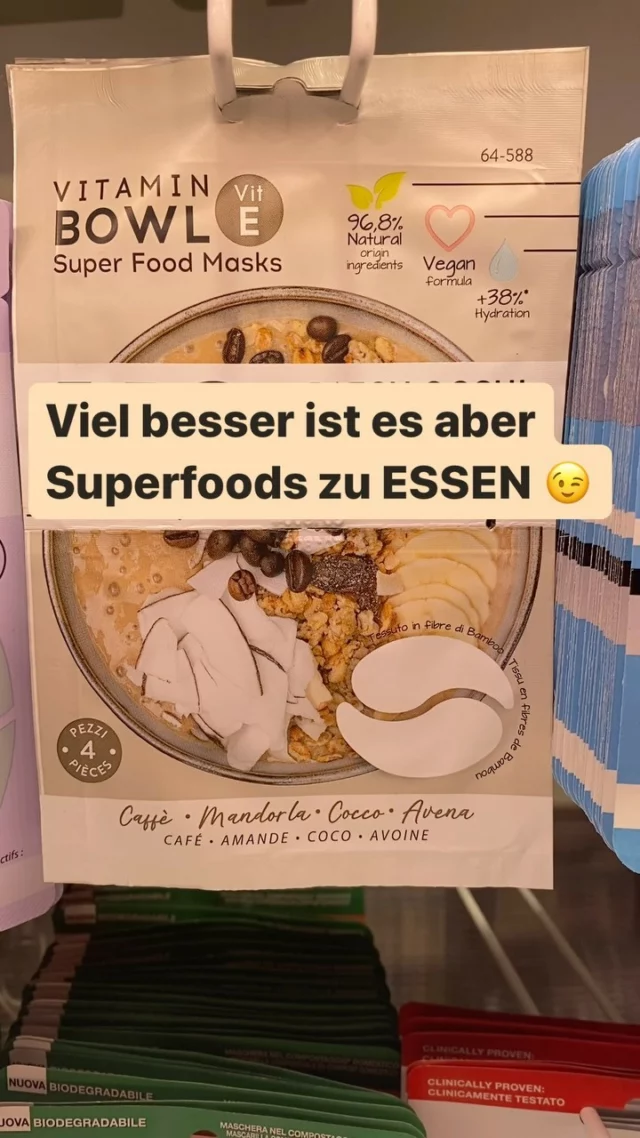 Mit Superfood wird viel Werbung gemacht. 😊 Das einfachste und effizienteste ist es, Superfoods zu ESSEN. 

Sind wir gut mit Nährstoffen versorgt,
✅haben wir Energie
✅sind fit
✅fühlen uns wohl

So einfach ist es. Das Geheimnis gesunder Ernährung sind die Zutaten. 😊

Liebe Grüße 
Sissy

#wohlfühlen #gesundeernährung #gesundessen #gesundessenimalltag #boostyourfood #hafer #superfood #nüsse #porridge #früchte #natürlichschön
